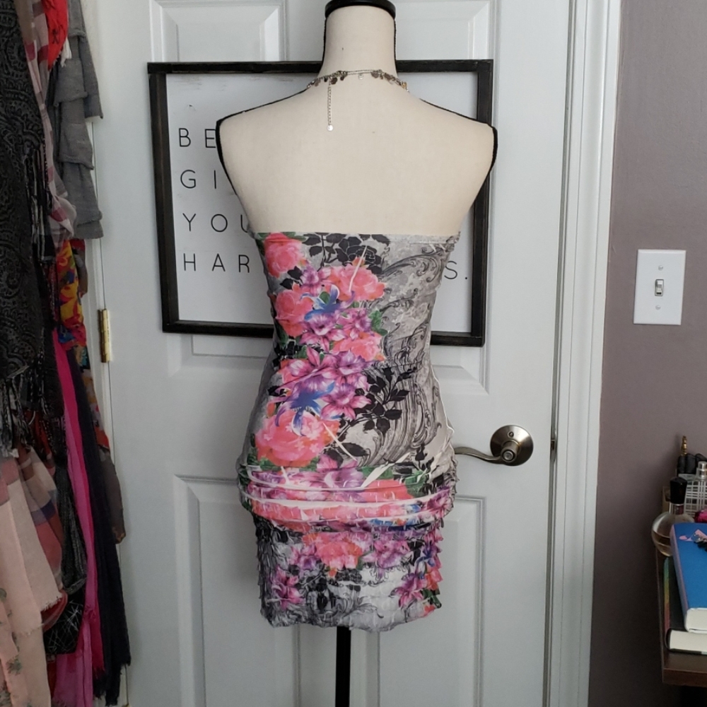 Dress - Picture 2 of 2